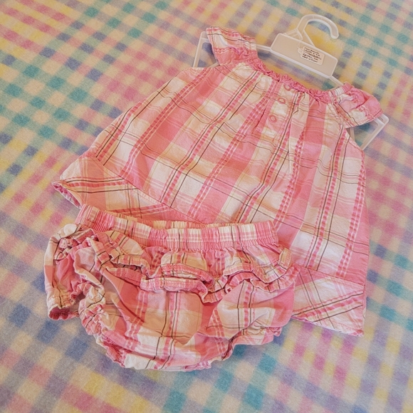 FIRST MOMENTS LAYETTE ♡ Pink|White|Gray 2pc Plaid Embroidered Floral Outfit 0-3M - Picture 11 of 12